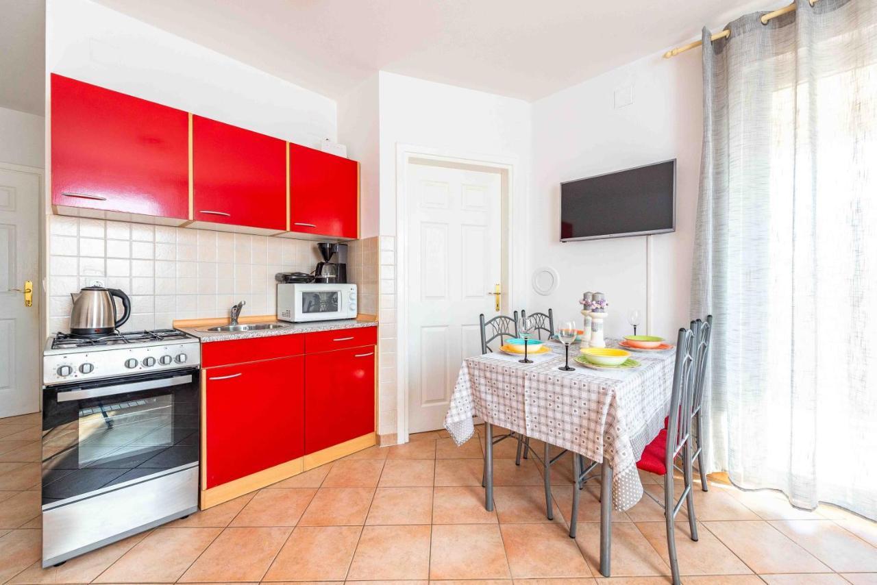 Apartment Hannah Novalja Bagian luar foto